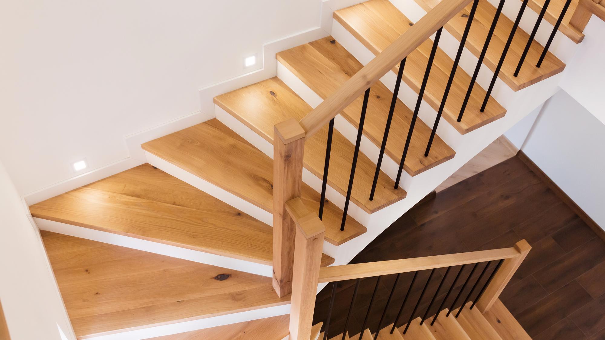 Enhance Home Safety & Style: Expert Railing Services